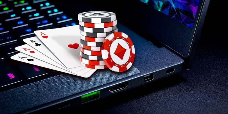 Thông tin quan trọng về Poker online mà bạn không thể bỏ qua